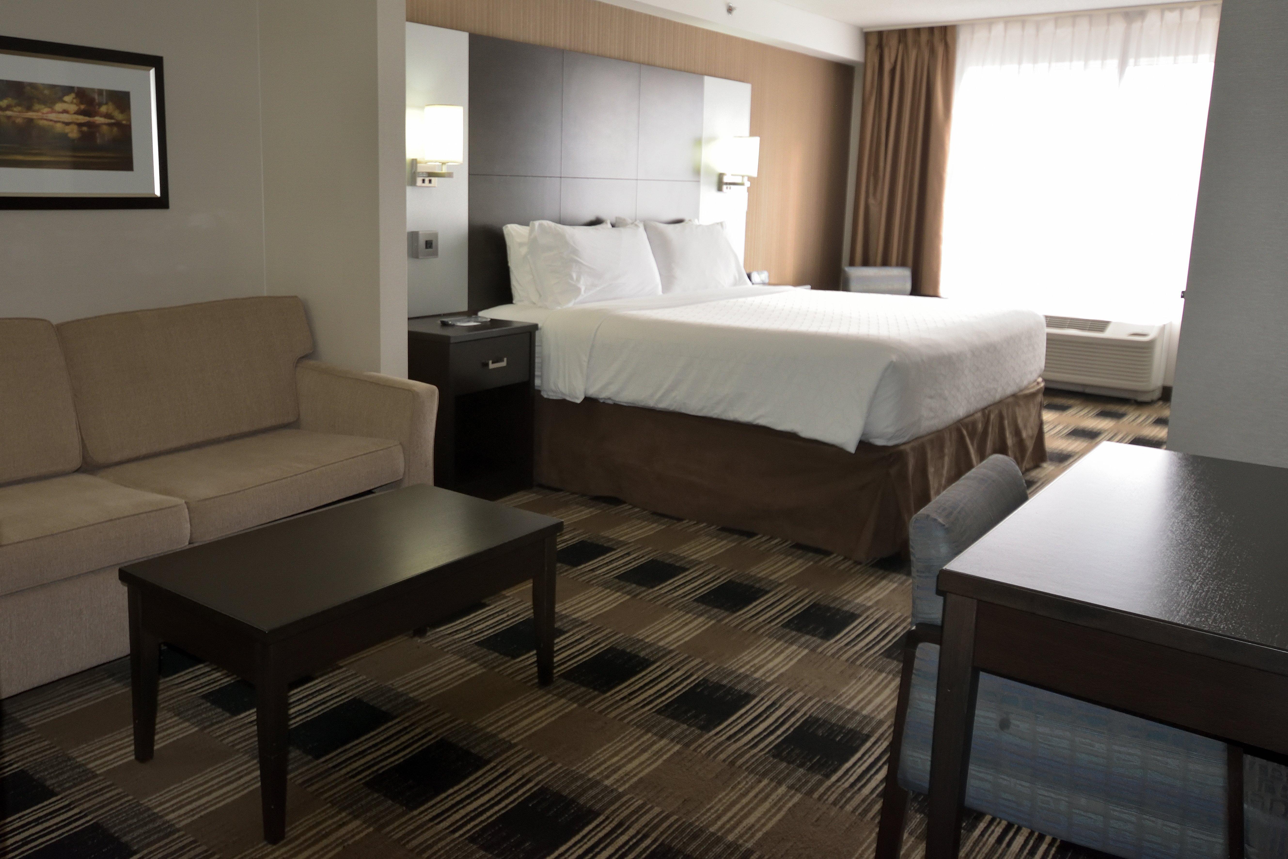 Holiday Inn Express & Suites Ottawa East-Orleans By Ihg Экстерьер фото