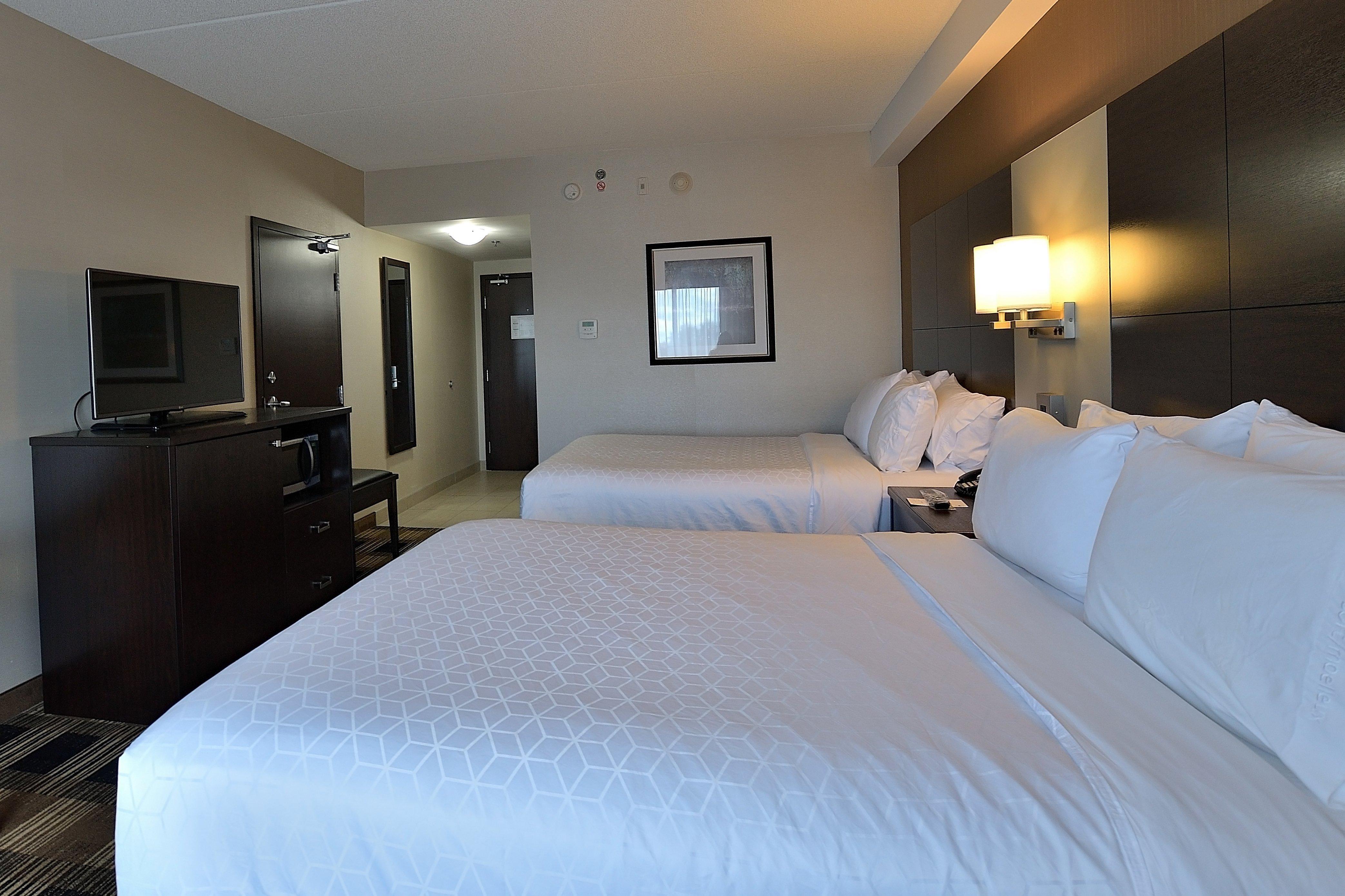 Holiday Inn Express & Suites Ottawa East-Orleans By Ihg Экстерьер фото