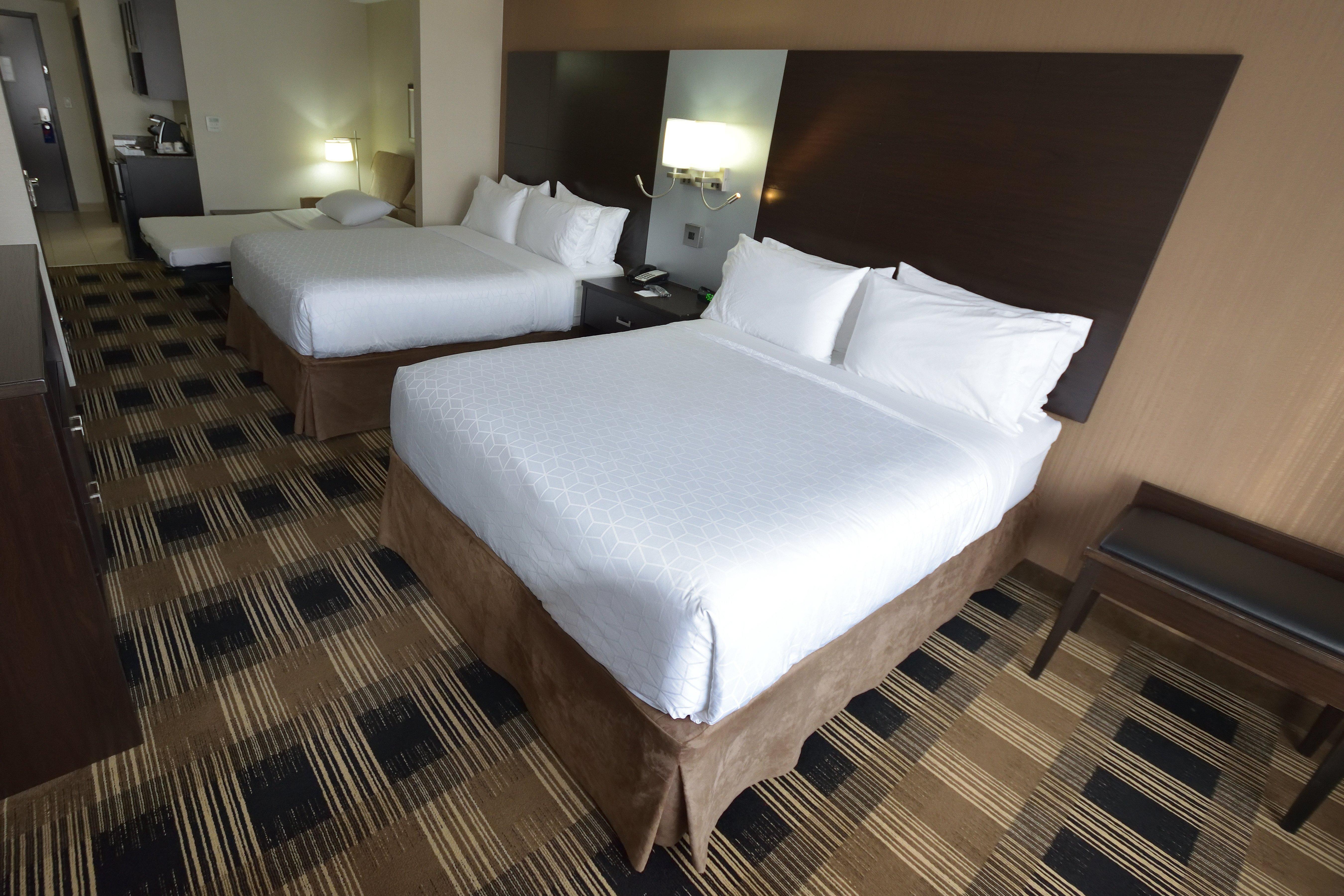 Holiday Inn Express & Suites Ottawa East-Orleans By Ihg Экстерьер фото