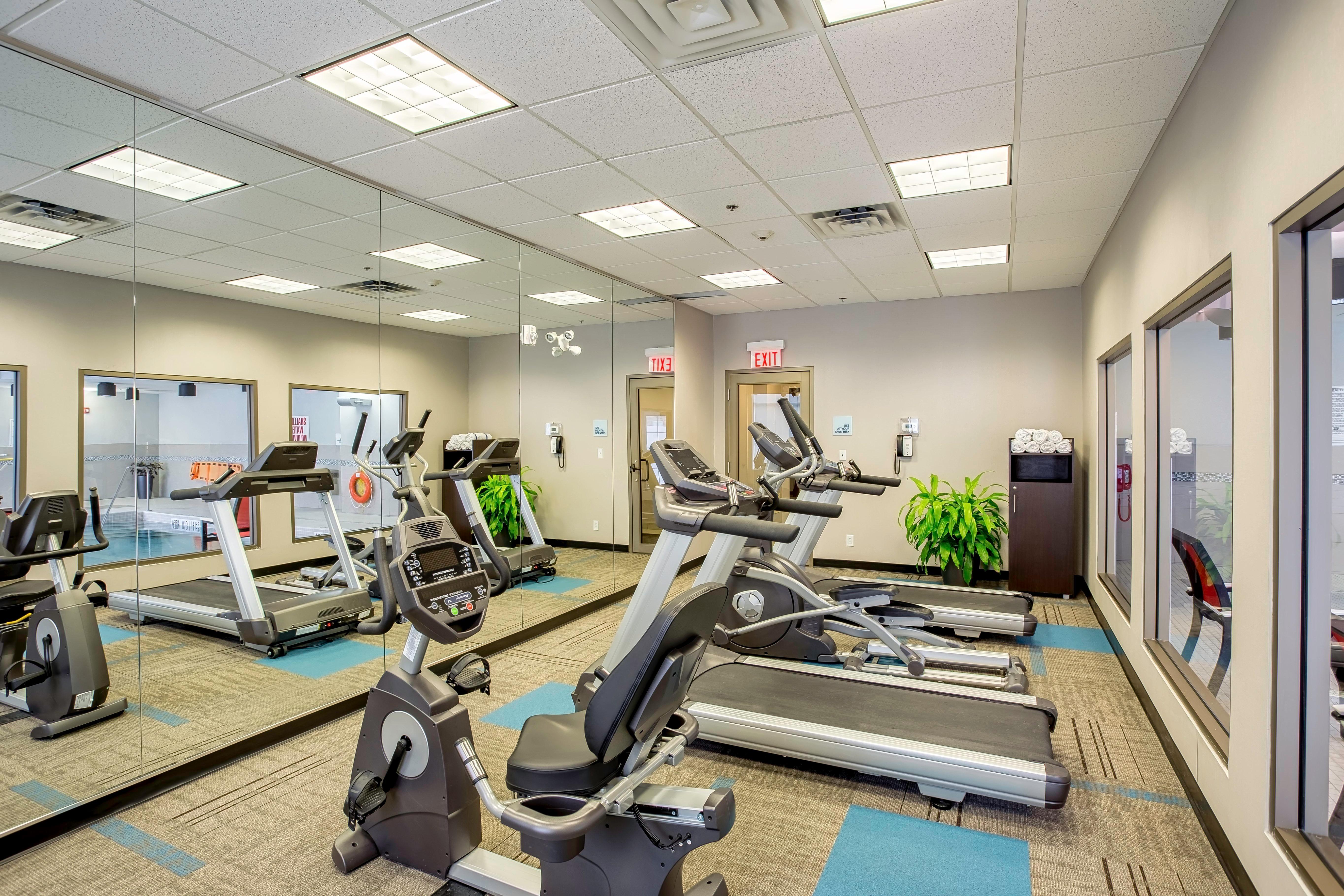 Holiday Inn Express & Suites Ottawa East-Orleans By Ihg Экстерьер фото