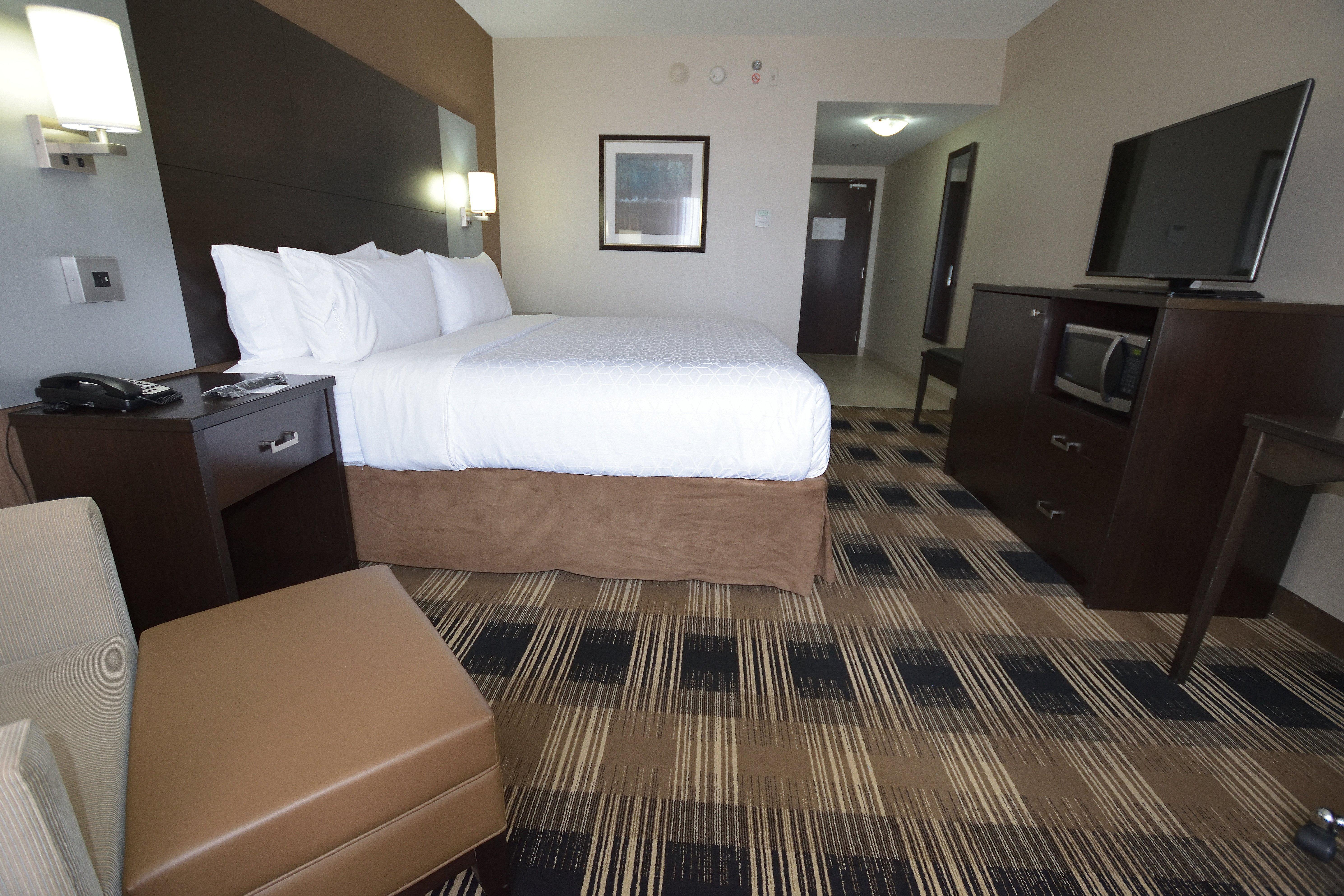 Holiday Inn Express & Suites Ottawa East-Orleans By Ihg Экстерьер фото