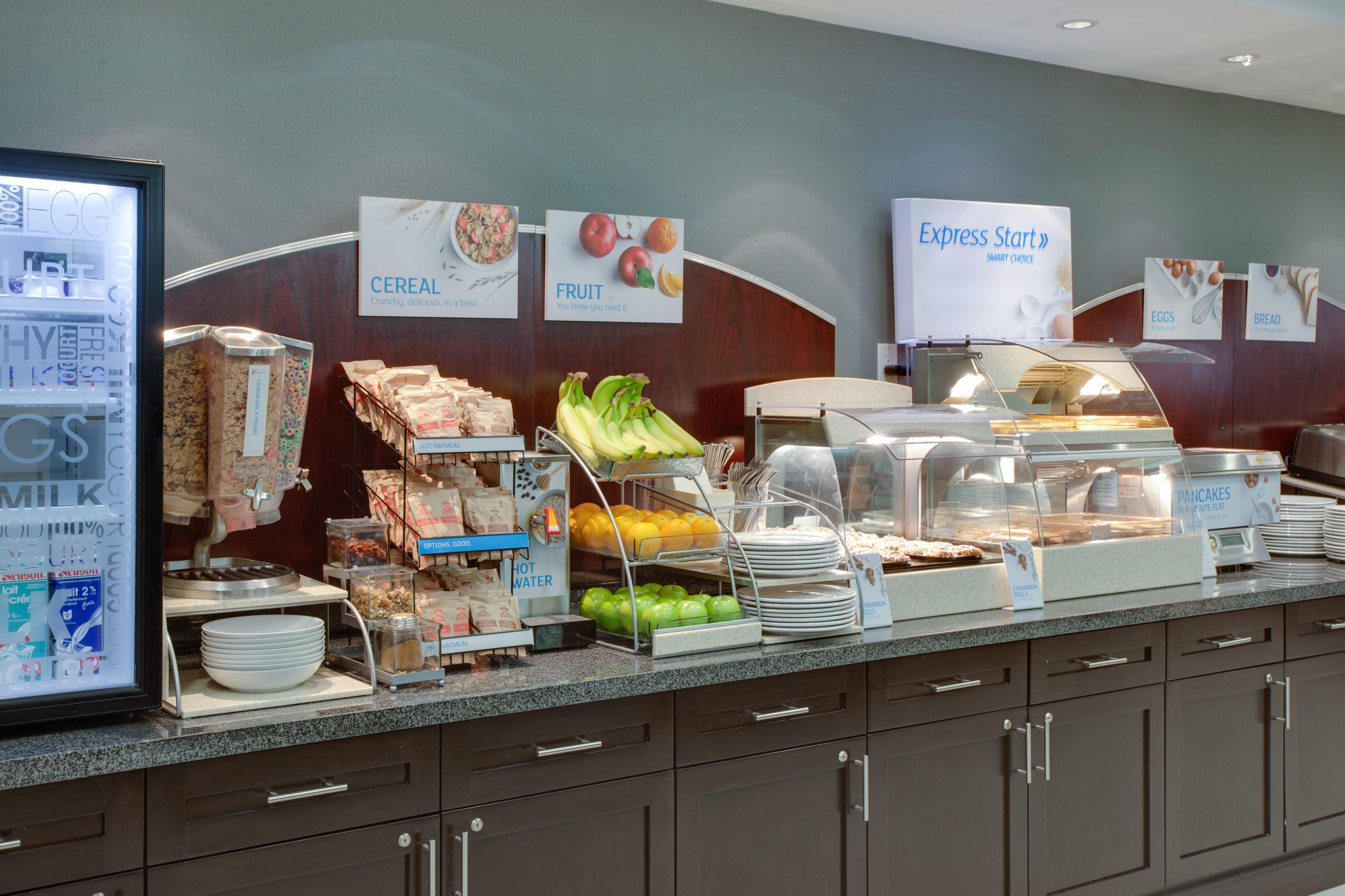 Holiday Inn Express & Suites Ottawa East-Orleans By Ihg Экстерьер фото