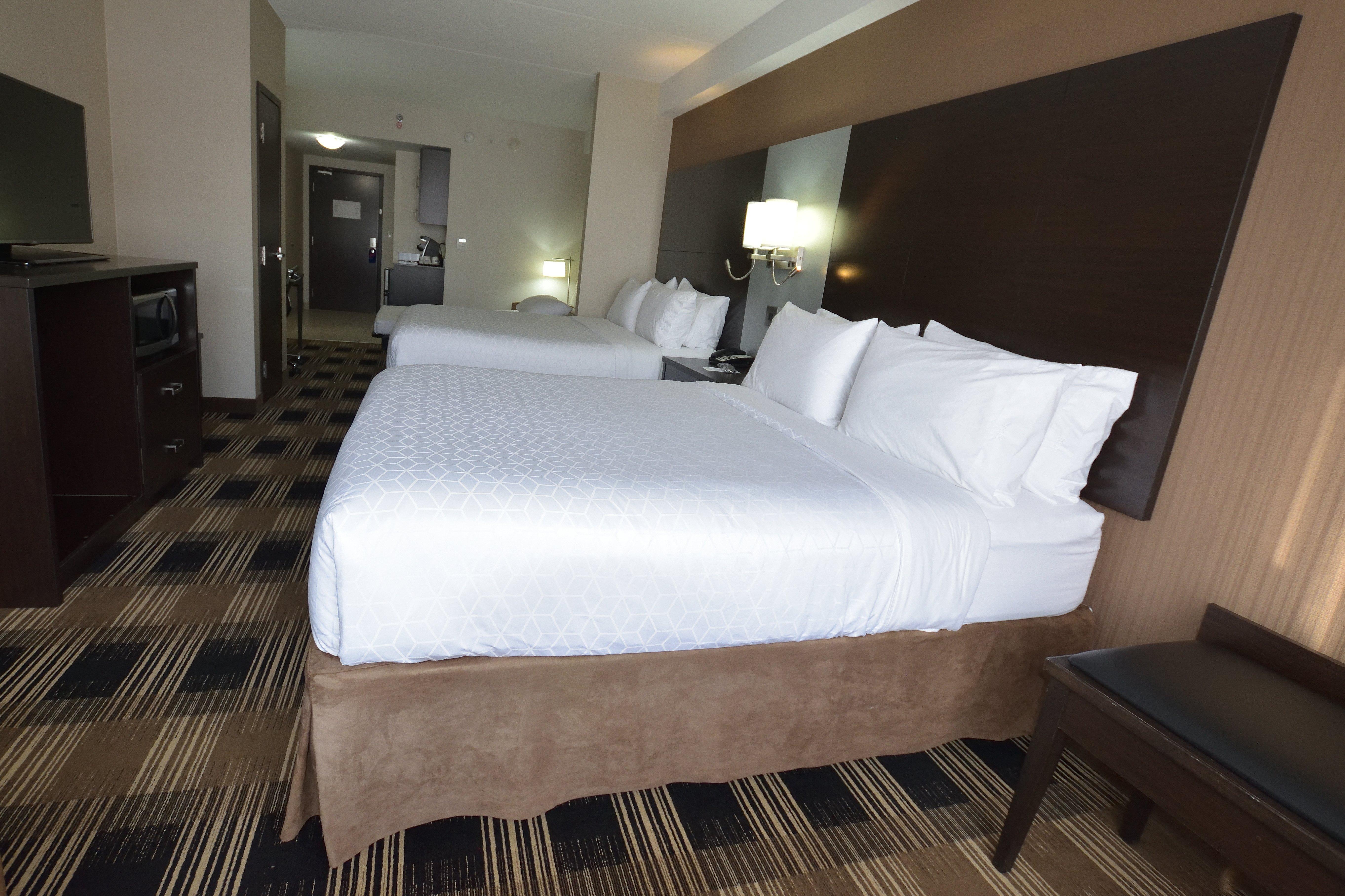 Holiday Inn Express & Suites Ottawa East-Orleans By Ihg Экстерьер фото