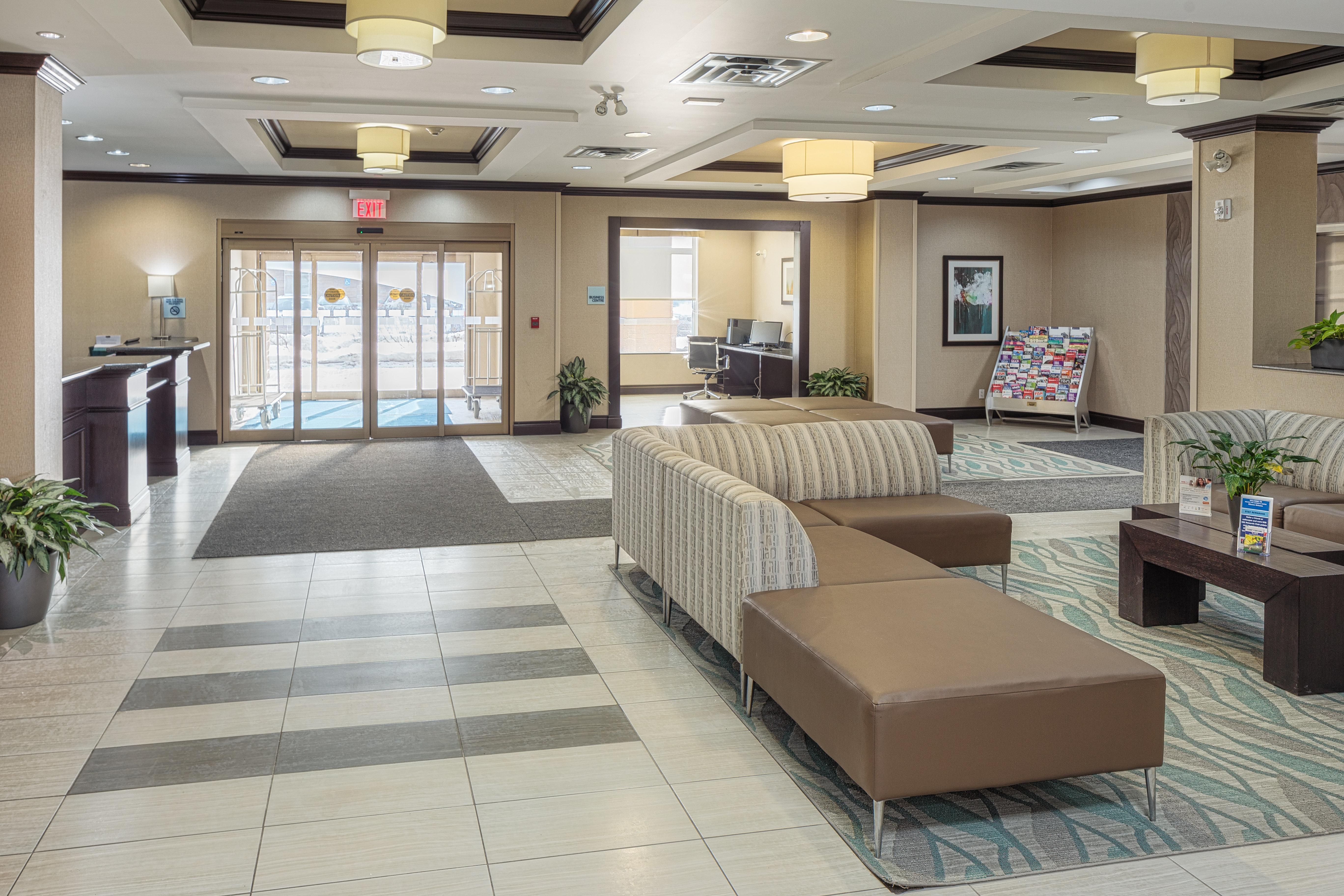 Holiday Inn Express & Suites Ottawa East-Orleans By Ihg Экстерьер фото