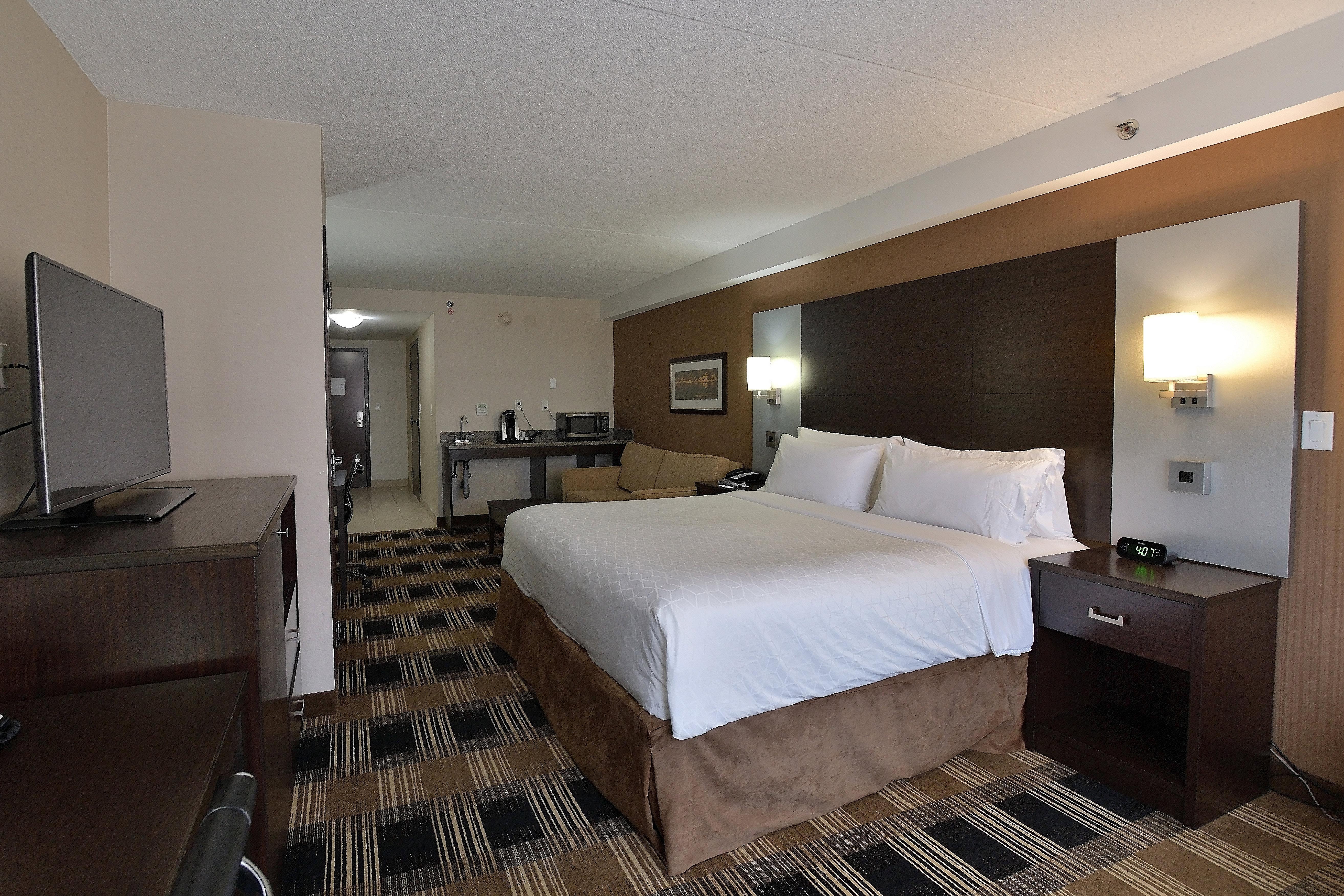 Holiday Inn Express & Suites Ottawa East-Orleans By Ihg Экстерьер фото