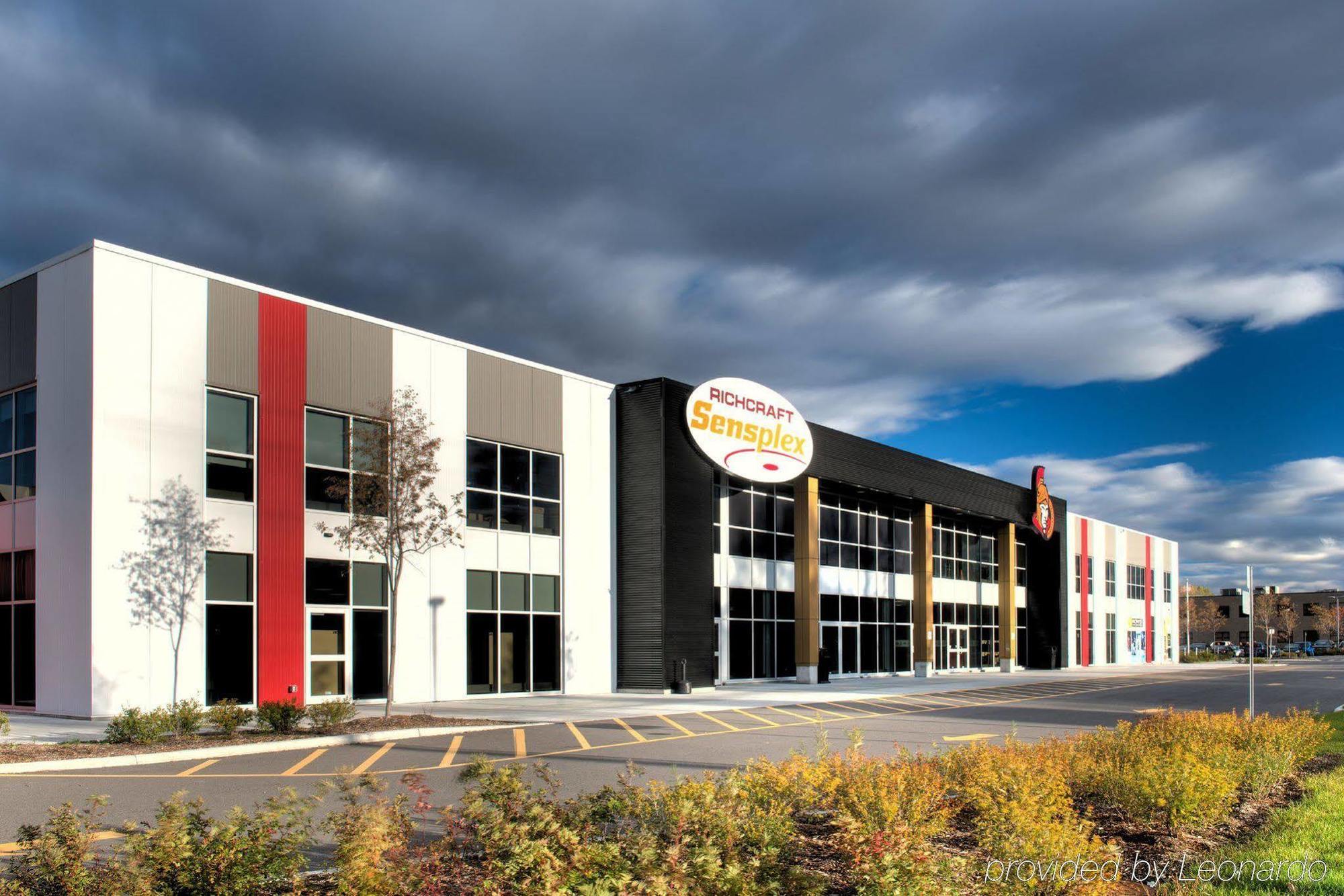 Holiday Inn Express & Suites Ottawa East-Orleans By Ihg Экстерьер фото